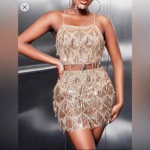 Flapper costume crop top and skirt , with headpiece size small to medium